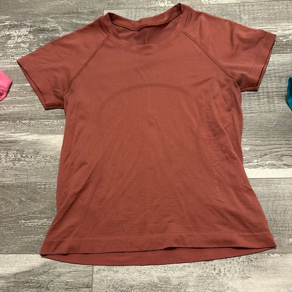 Lululemon Swiftly Tec